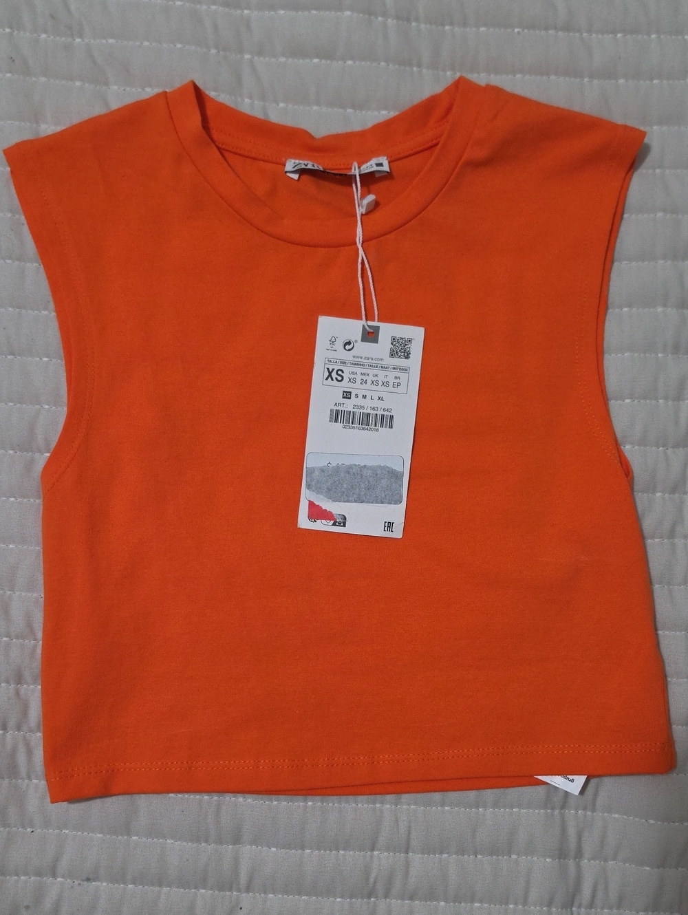 Womans Orange Sleeveless Crop Top - Brand Unspecified
